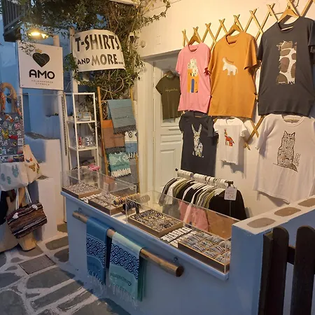 아파트 Amo Folegandros 카라보스타시