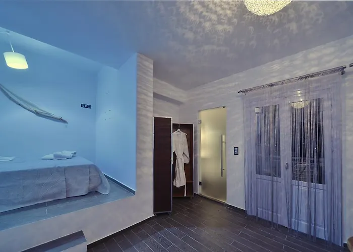 Amo Folegandros * Καραβοστάσι