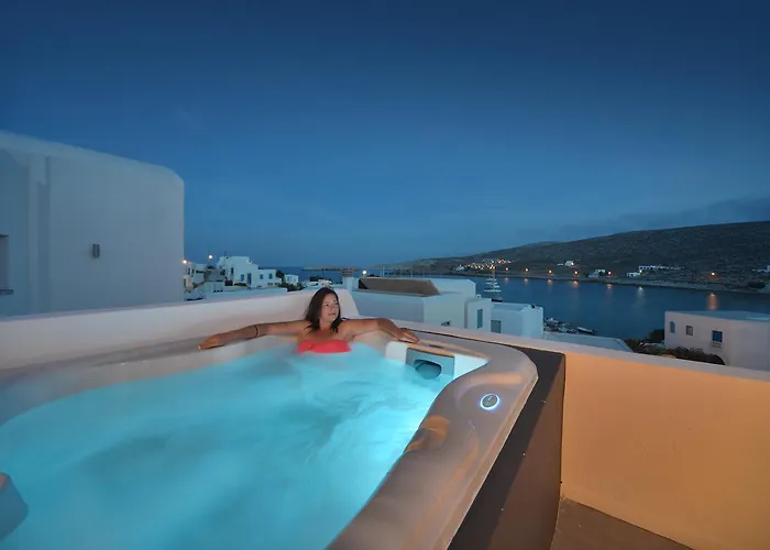 Amo Folegandros * Καραβοστάσι