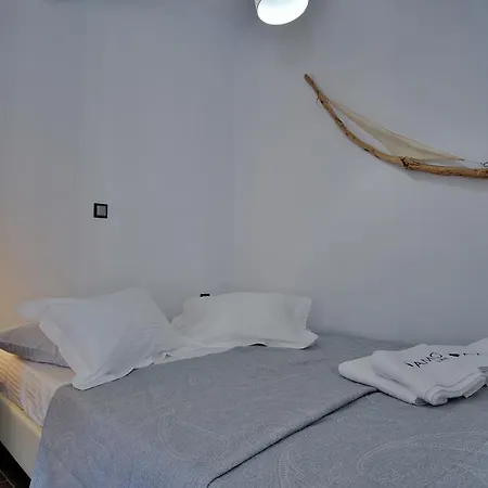 Amo Folegandros Lägenhet