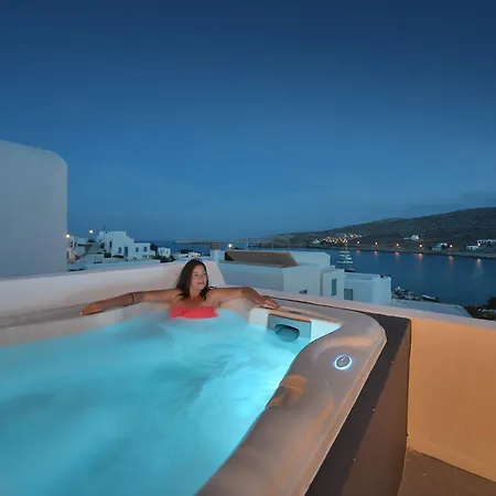 Amo Folegandros * Karavostasis (Folegandros)