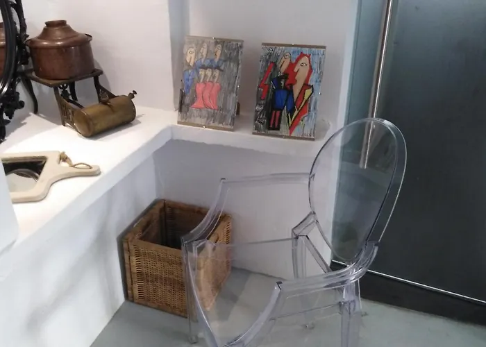 Amo Folegandros Apartment